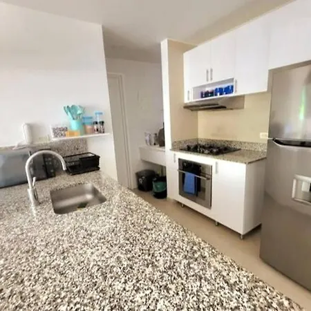 Beachfront - Apto De Playa - Morros Iii Apartamento *